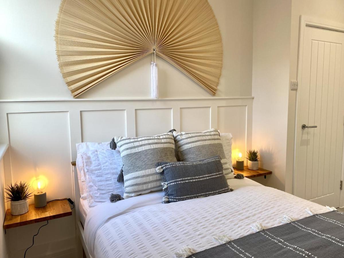 Stunning Beach Themed 2 Bed Apartment Bournemouth Eksteriør billede