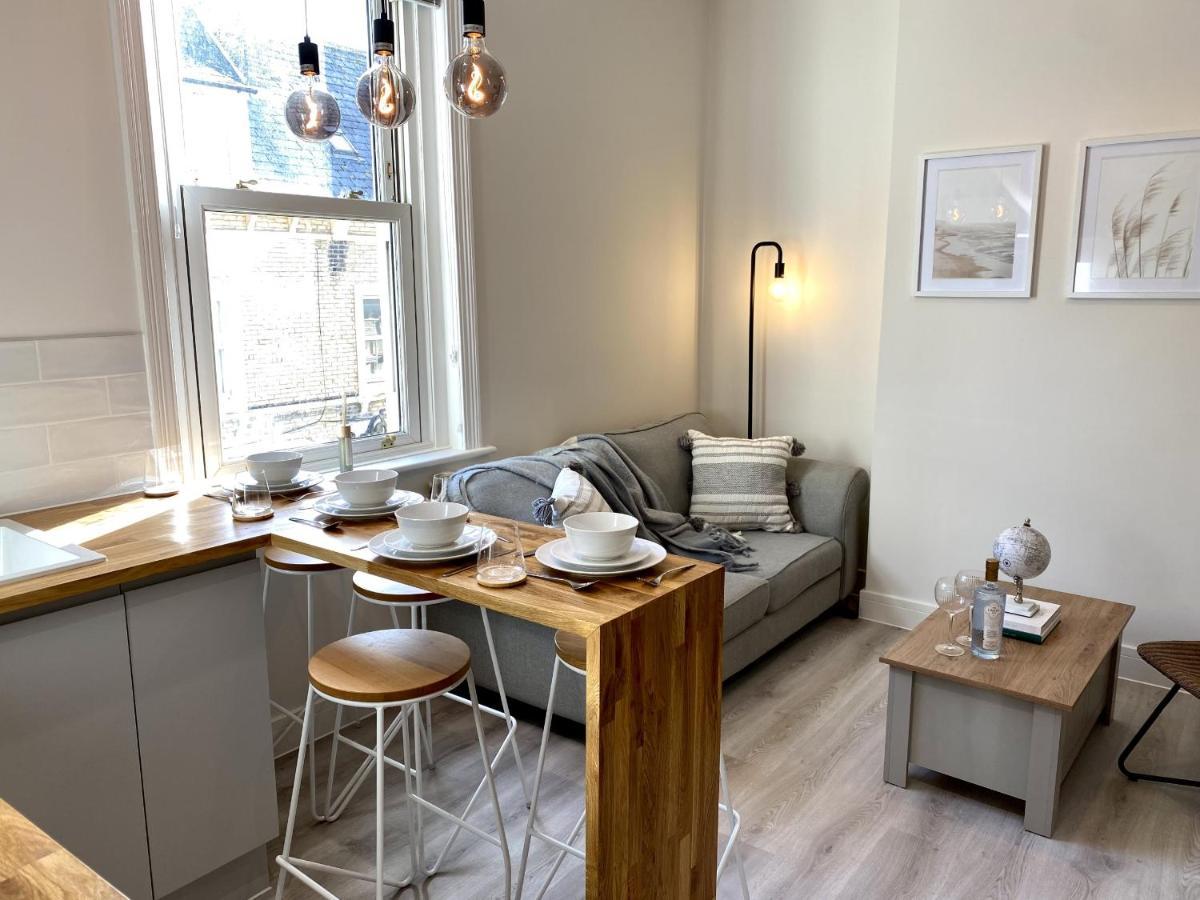 Stunning Beach Themed 2 Bed Apartment Bournemouth Eksteriør billede