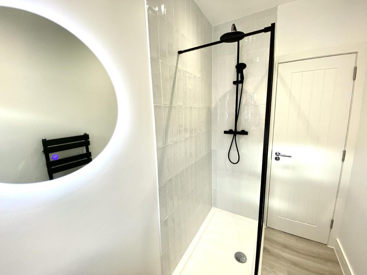Stunning Beach Themed 2 Bed Apartment Bournemouth Eksteriør billede